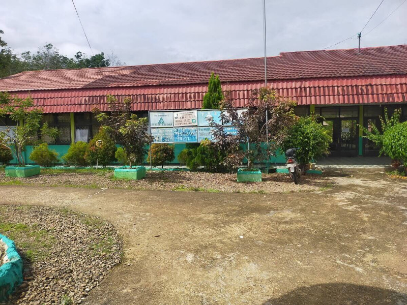 Depan Kiri
