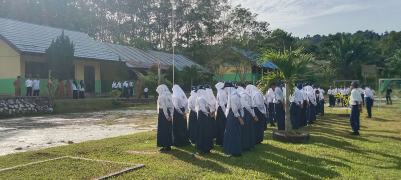 Upacara Hari Senin