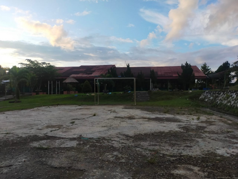 Halaman Dalam Sekolah (4)