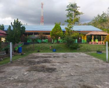 Halaman Dalam Sekolah (12)