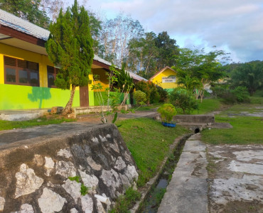 Halaman Dalam Sekolah (6)