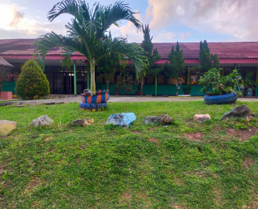 Halaman Dalam Sekolah (10)
